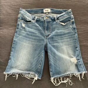 PAIGE Jax knee jeans shorts size 30 light blue